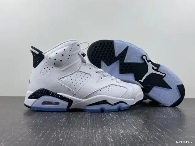 HYPE Jordan Oreo CT8529-112 6 Reverse Air 0424